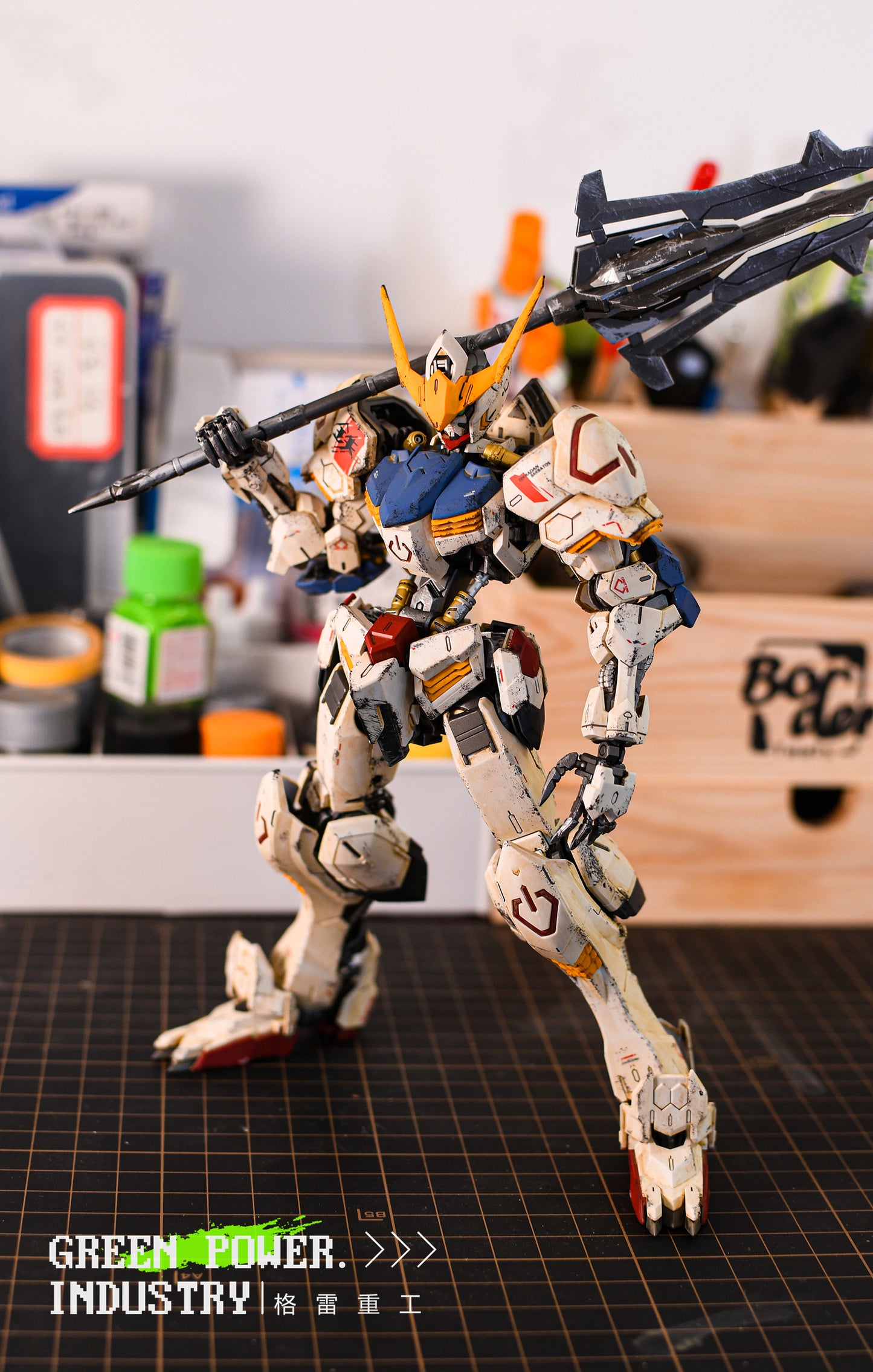 BANDAI MG ASW-G-08 BARBATOS GUNDAM BATTLE DAMAGE EFFECT