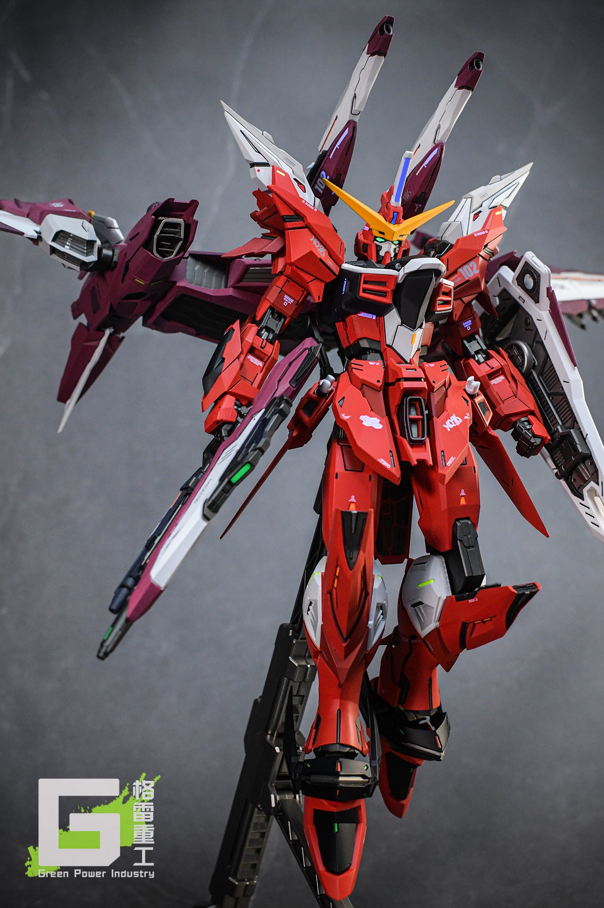 JUSTICE GUNDAM
