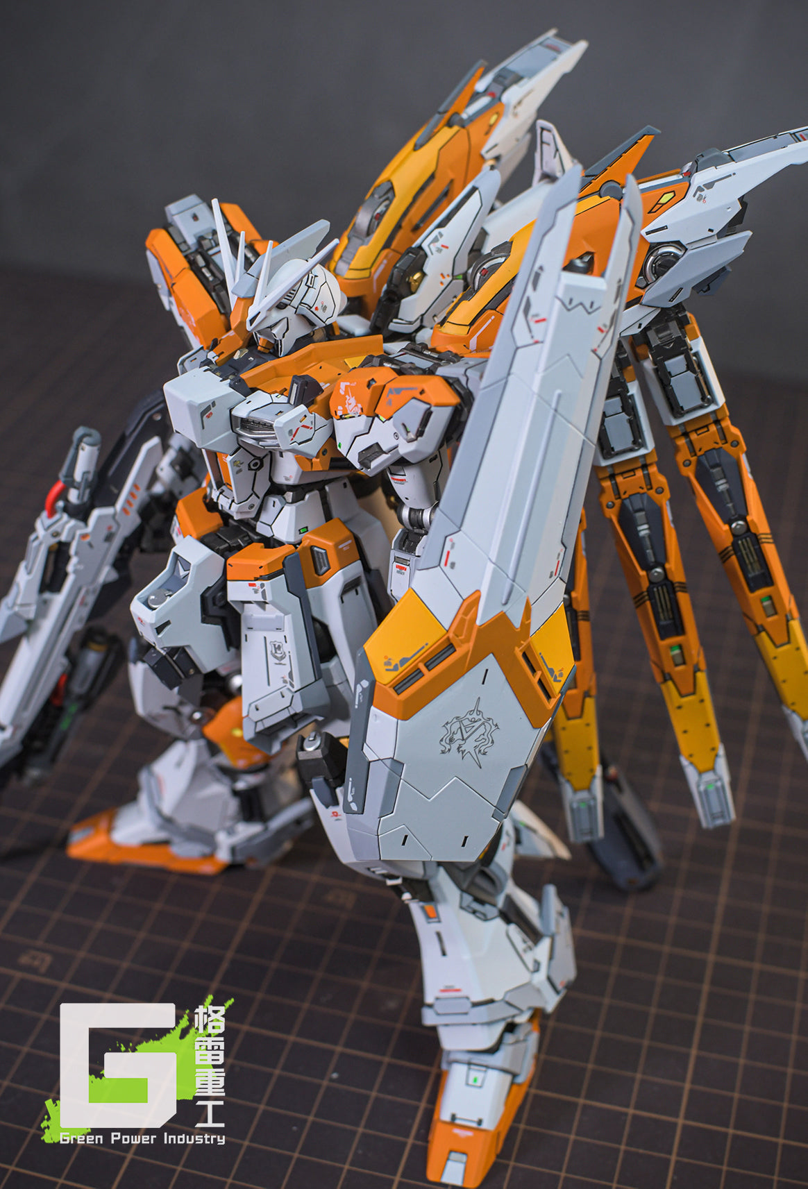 BANDAI RG RX-93-V2 HI-V(Nu) GUNDAM WITH FORTUNE MEOW STUDIO GK MODIFICATION VER.ORANGE
