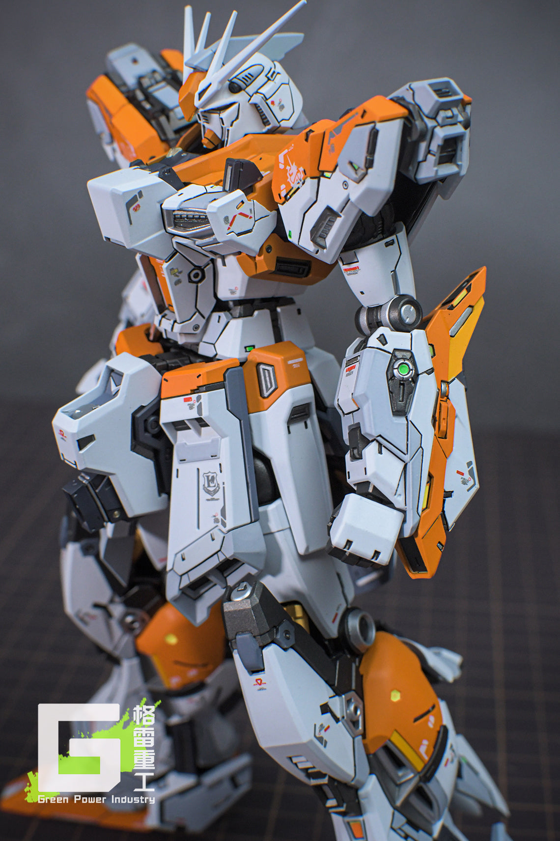 BANDAI RG RX-93-V2 HI-V(Nu) GUNDAM WITH FORTUNE MEOW STUDIO GK MODIFICATION VER.ORANGE