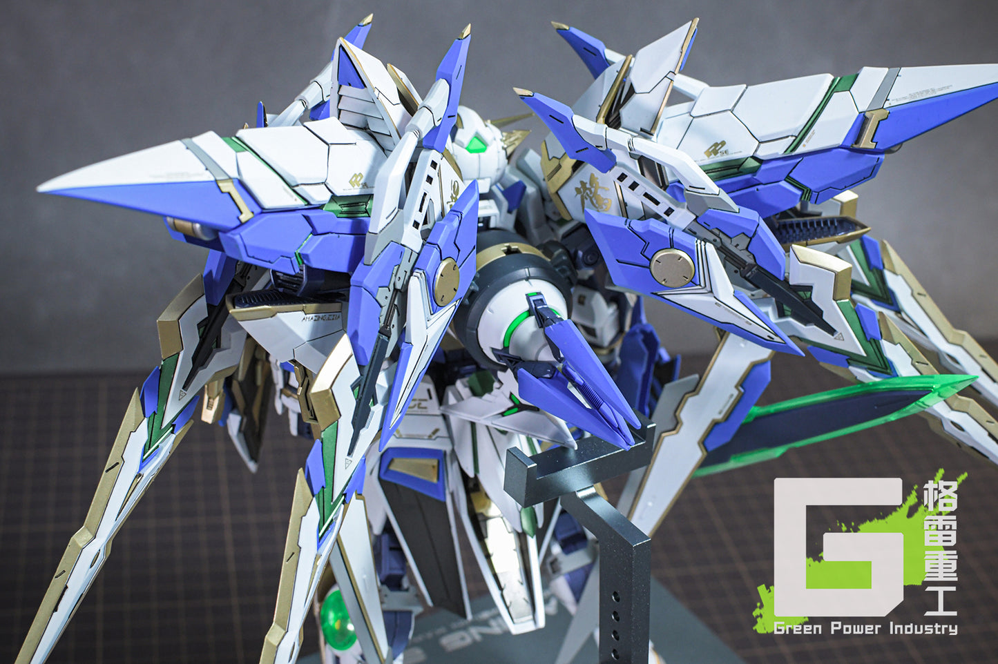 BANDAI MG PPGN-001 AMAZING EXIA WITH YJLAND STUDIO GK MODIFICATION