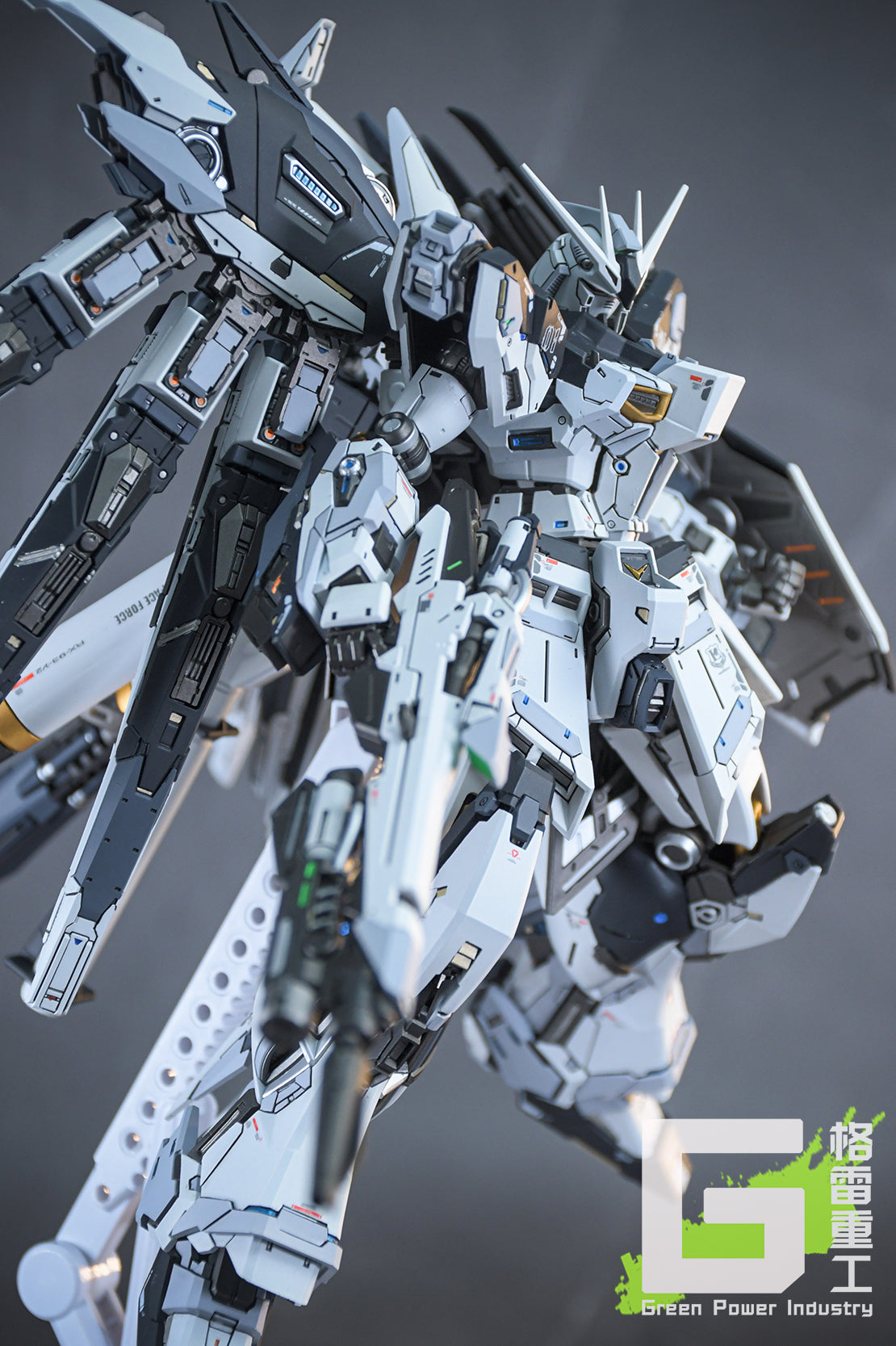 BANDAI RG RX-93-V2 HI-V(Nu) GUNDAM WITH FORTUNE MEOW STUDIO GK MODIFICATION VER.BLACK