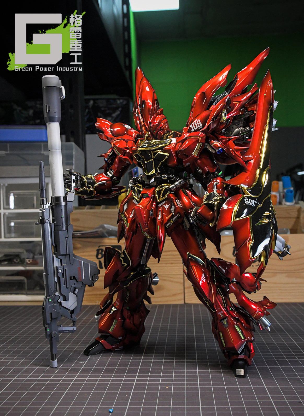 BANDAI MG MSN-06S SINANJU SHADOW EFFECT WITH TAKUMI STUDIO KIT MODIFICATION