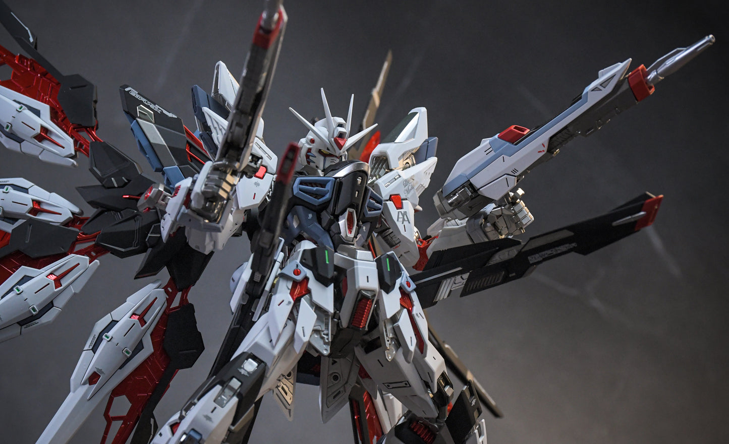MGEX STRIKE FREEDOM GUNDAM CUSTOM