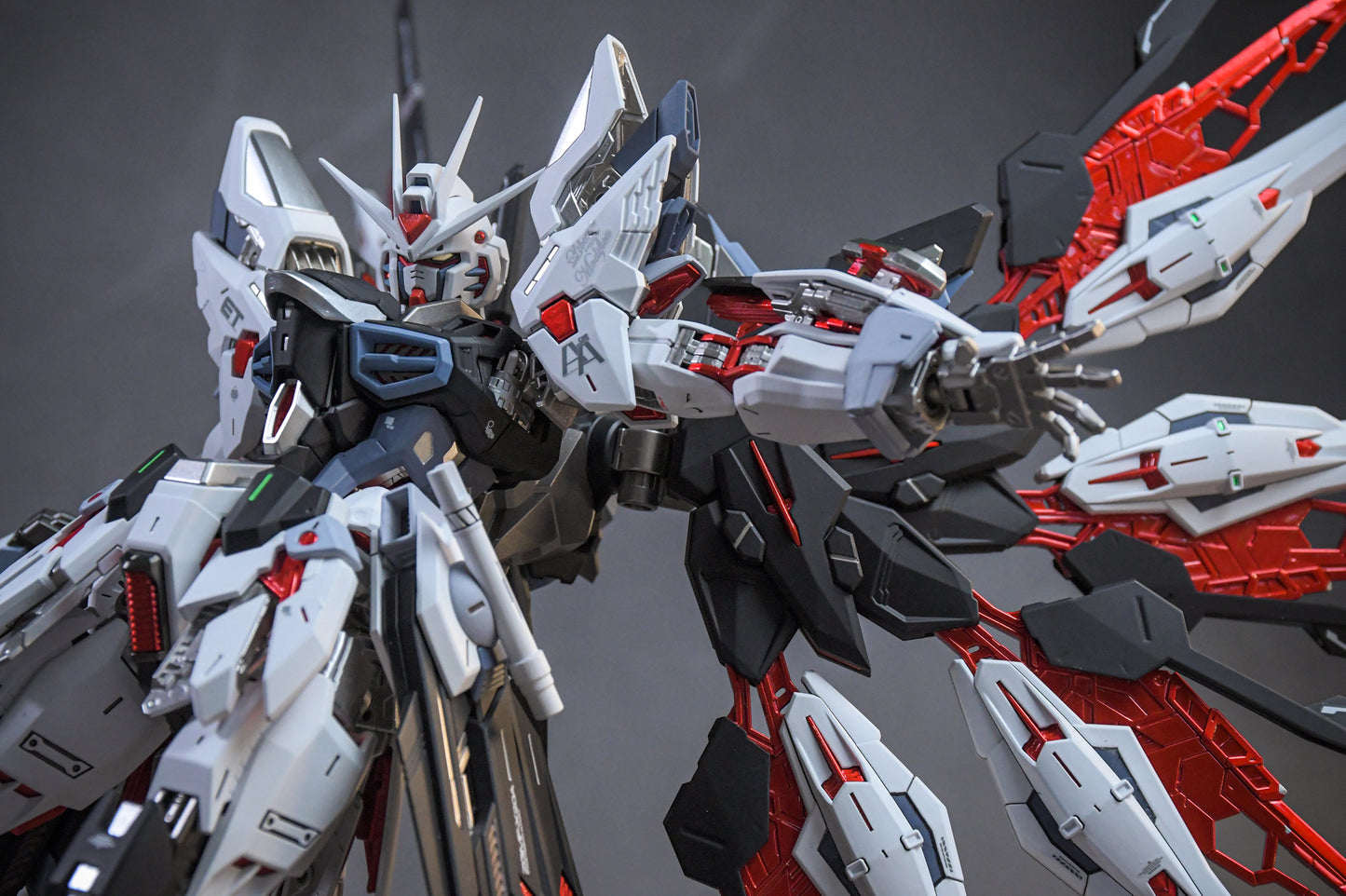 BANDAI MGEX ZGMF-X20A STRIKE FREEDOM GUNDAM VER.CUSTOM