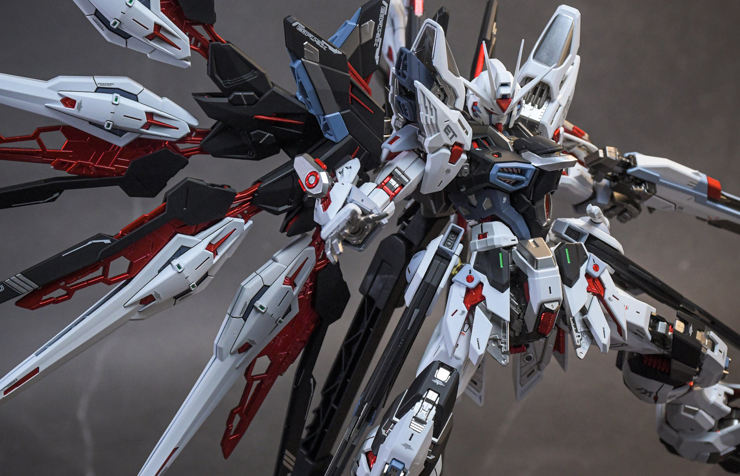 BANDAI MGEX ZGMF-X20A STRIKE FREEDOM GUNDAM VER.CUSTOM