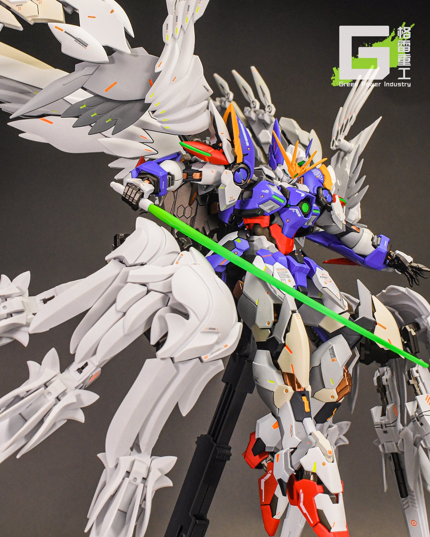 BANDAI HIRM XXXG-00W0 WING ZERO GUNDAM VER.EW