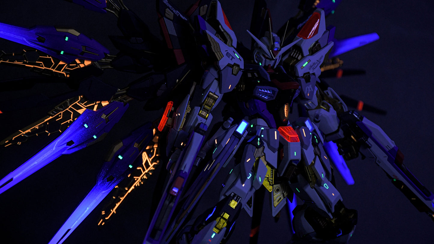BANDAI MGEX ZGMF-X20A STRIKE FREEDOM FLUORESCENCE EFFECT