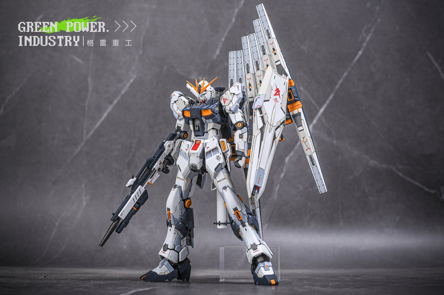 BANDAI RG RX-93 V GUNDAM