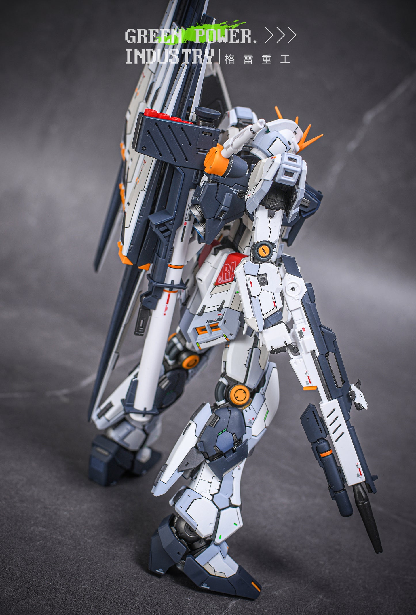 BANDAI RG RX-93 V(Nu) GUNDAM WITH LEMON STUDIO GK MODIFICATION