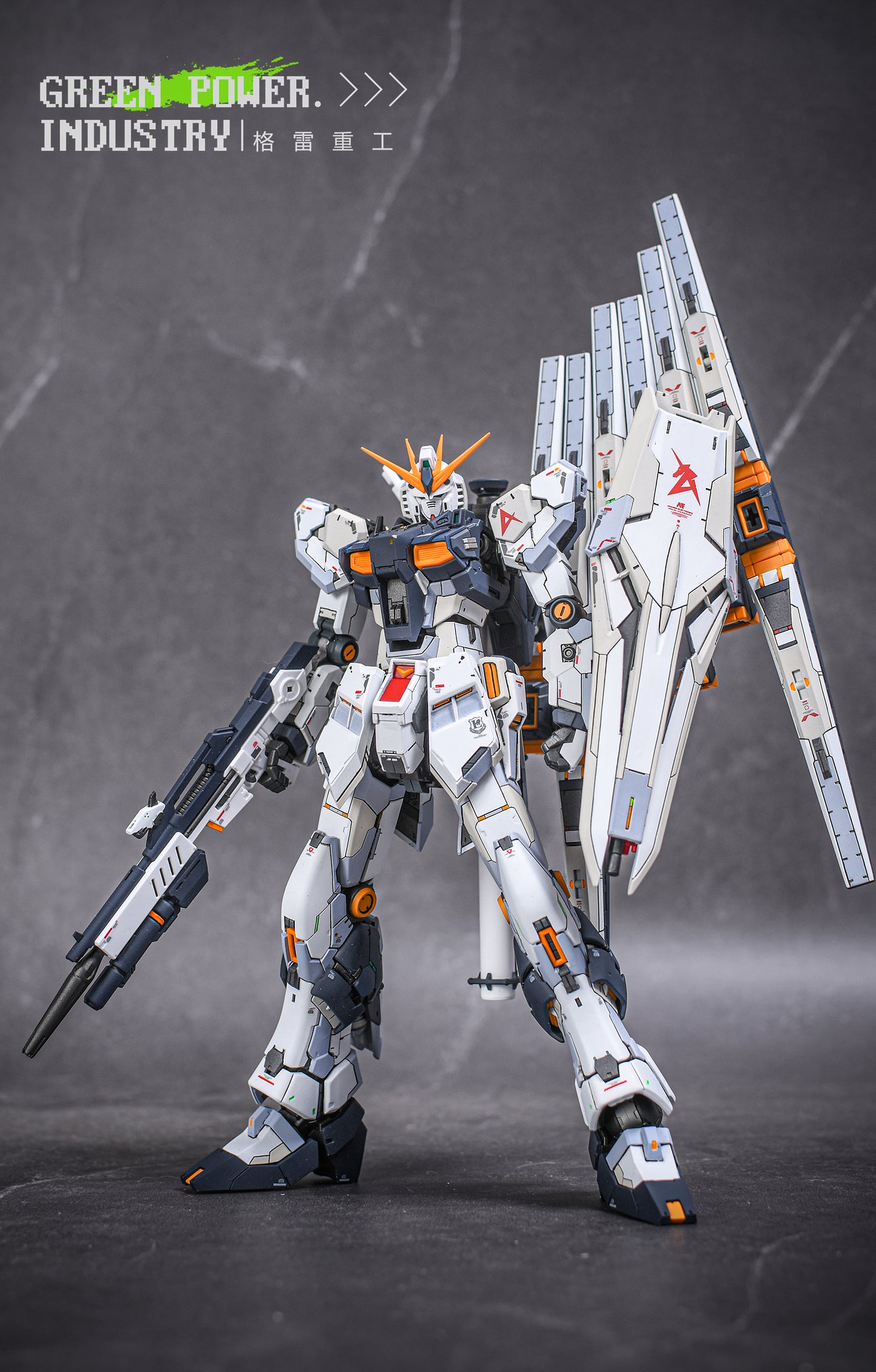 BANDAI RG RX-93 V(Nu) GUNDAM WITH LEMON STUDIO GK MODIFICATION